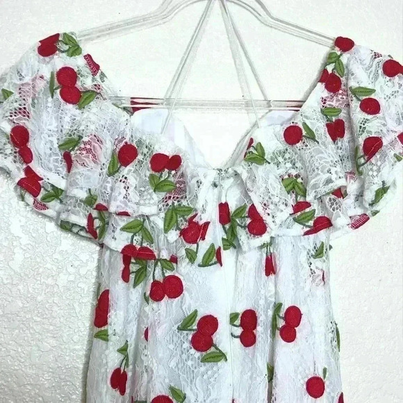 Show Me Your MuMu Lace Cherries Min Dress Off Shoulder White And Red Short NEW - Picture 8 of 9